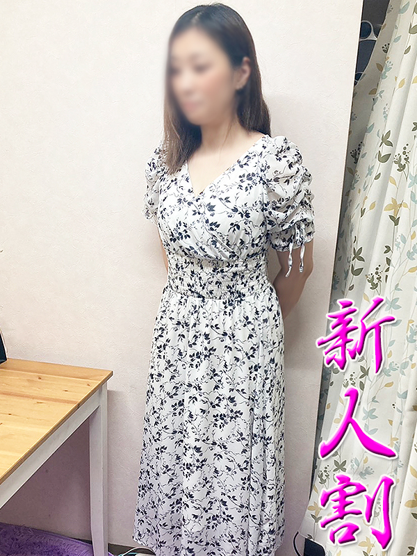 本厚木人妻デリヘル【熟女の風俗最終章 本厚木店】音域　かなで