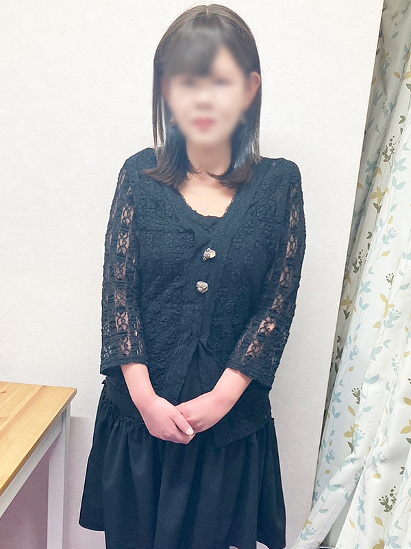 本厚木人妻デリヘル【熟女の風俗最終章 本厚木店】八神　いおり